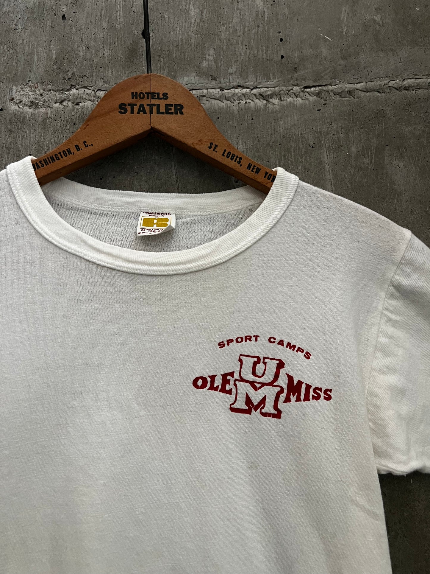 1970s Ole Miss Sport Camps tee (M)