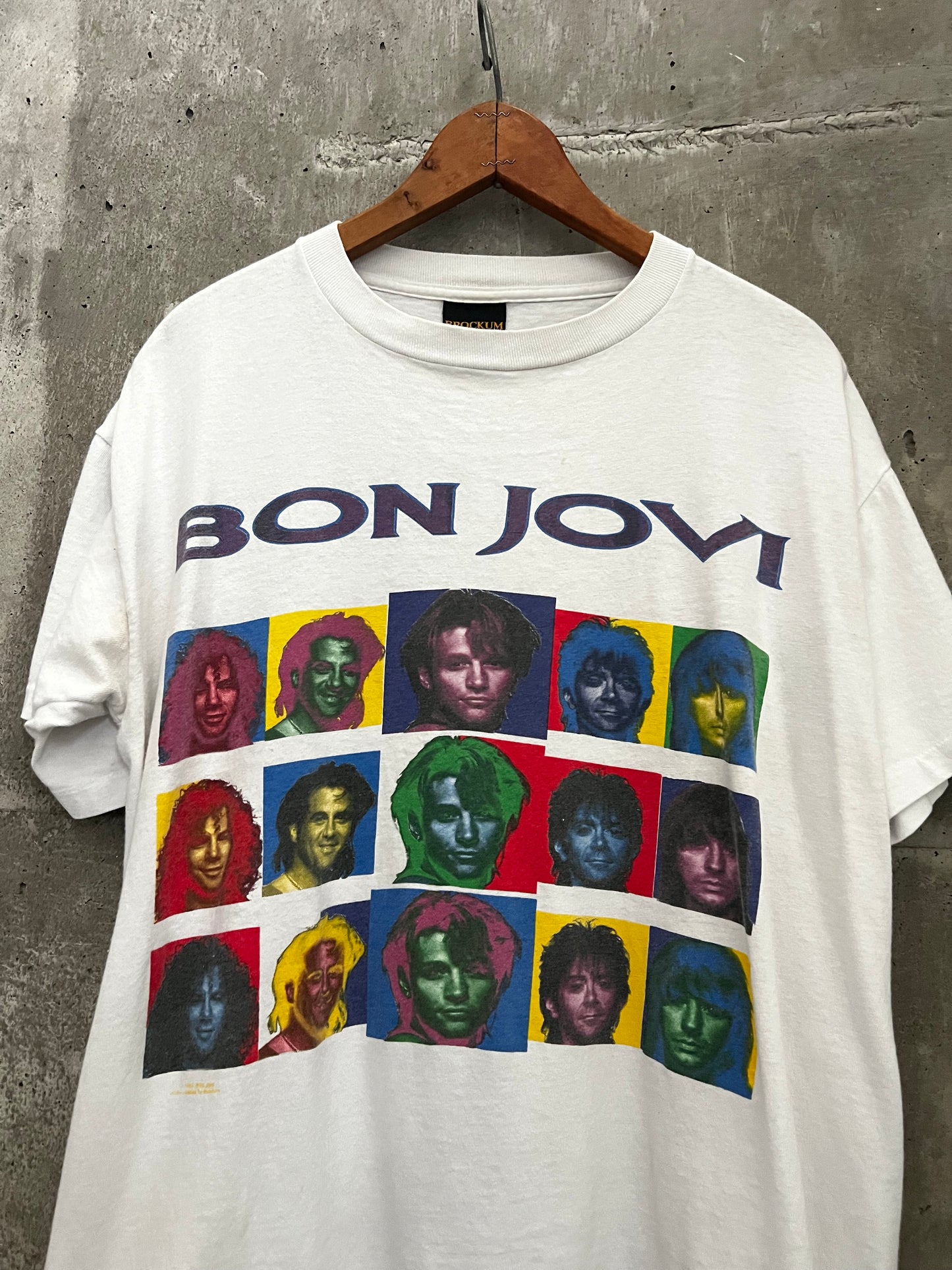 1993 Bon Jovi band tee (L)